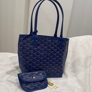 Elegant Blue Tote with Matching Pouch